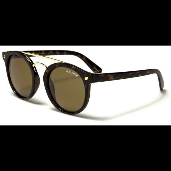 Other - Sunglasses NWT plus microfiber pouch